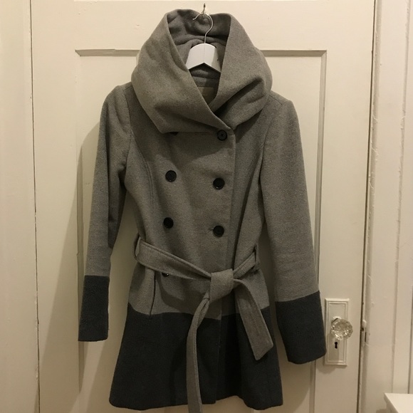 Banana Republic wool coat - Picture 2 of 3